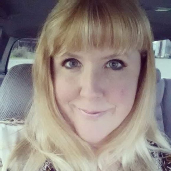 Meet your Posher, Brenda - Picture 1 of 1